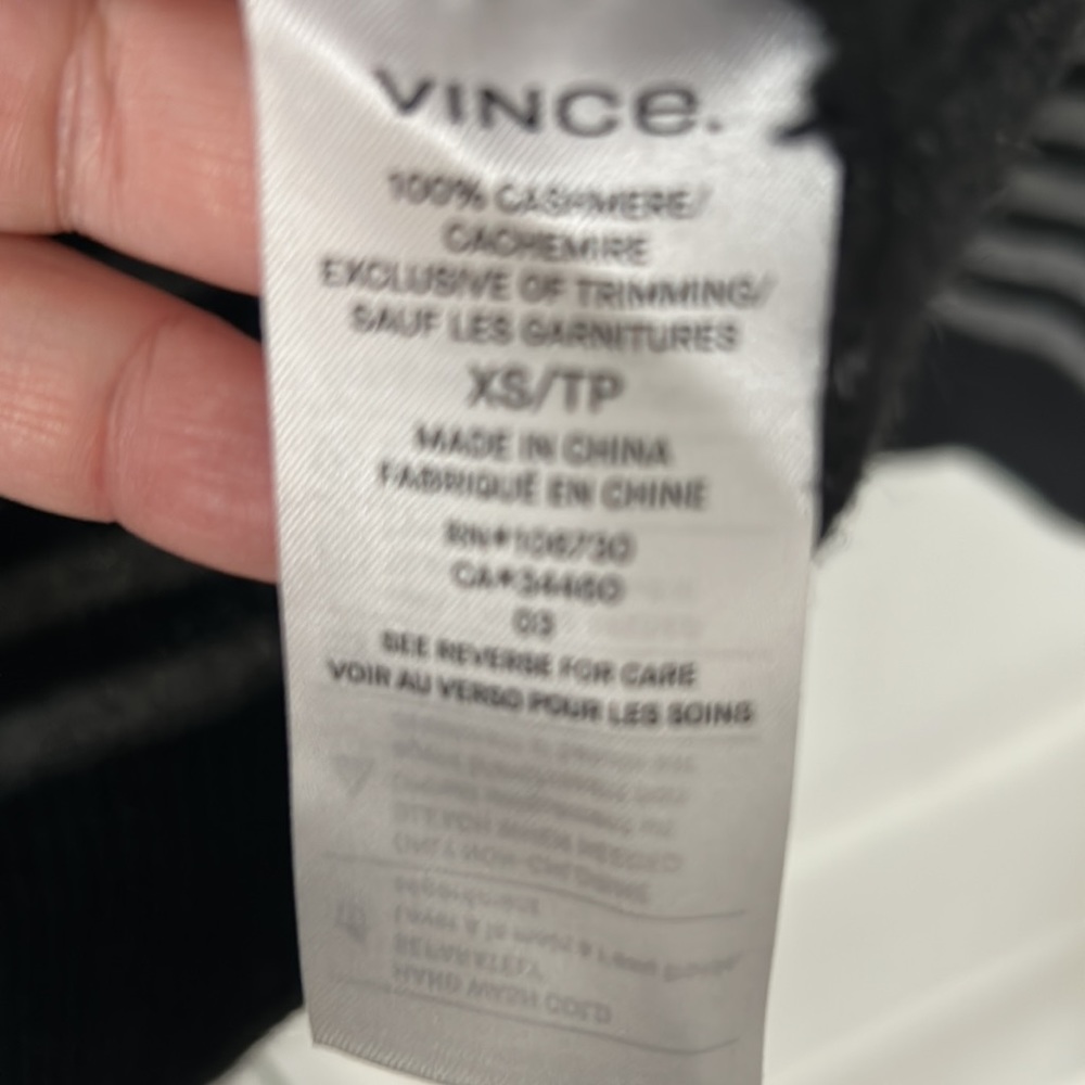 Vince Cashmere Sweater - Picture 2 of 2